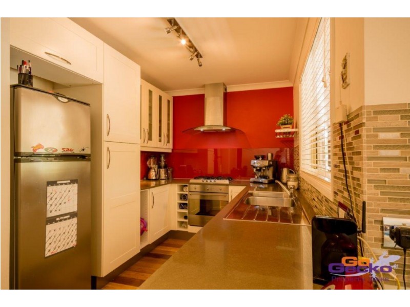 14 Cascade Street, Raceview QLD 4305