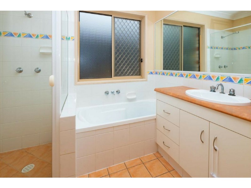 28 Scenic Crescent, Springfield QLD 4300