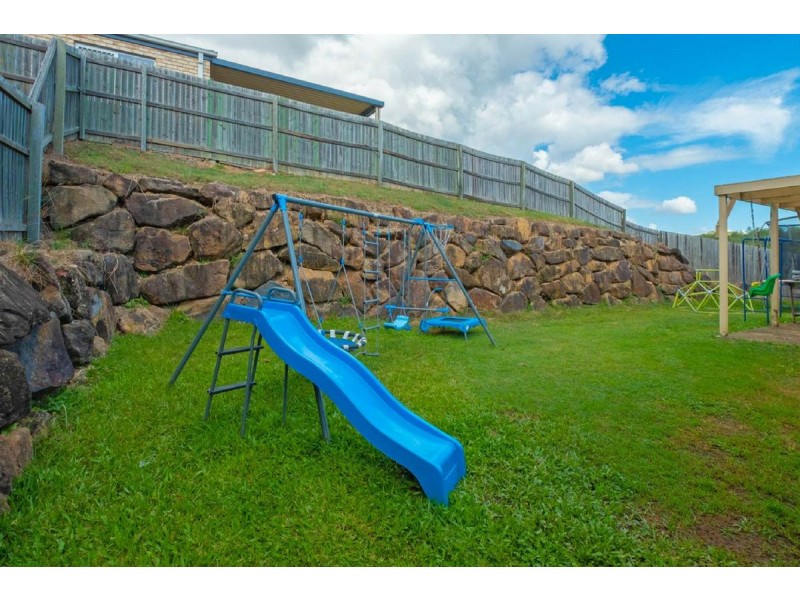 28 Scenic Crescent, Springfield QLD 4300