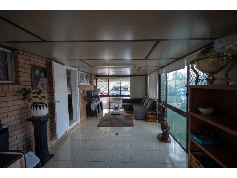 15 Melinda Street, Camira QLD 4300
