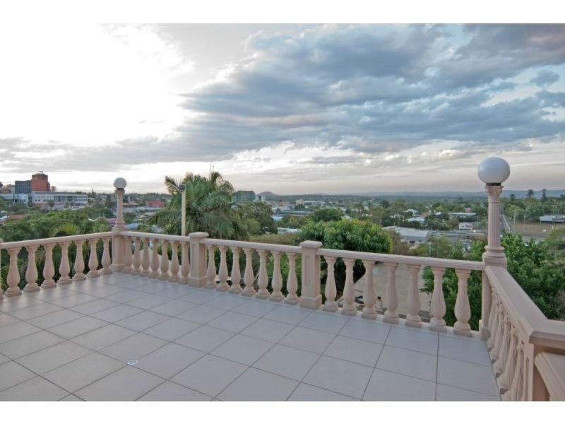 5 Quarry Street, Ipswich QLD 4305
