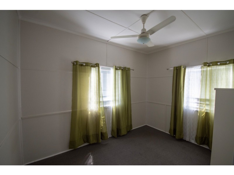 38 Marvin Street, Eastern Heights QLD 4305