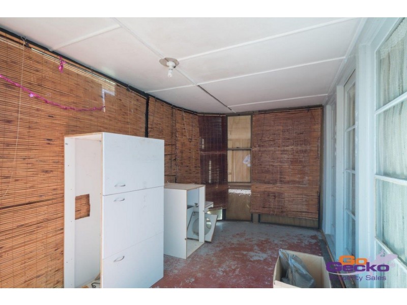 57 Brisbane Road, Riverview QLD 4303