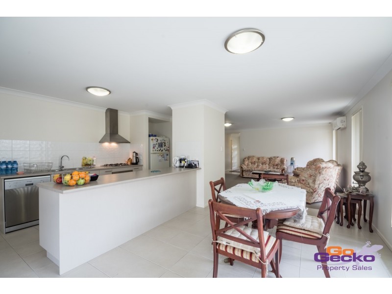 104 Valentine Circuit, Augustine Heights QLD 4300