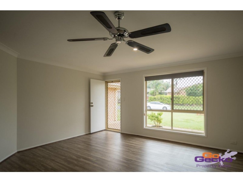 8 Bankswood Court, Camira QLD 4300
