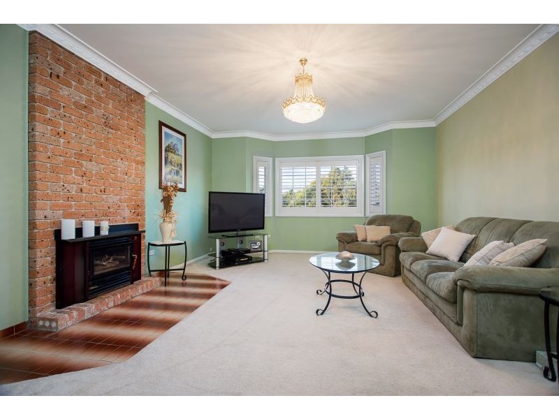 143 Ridgecrop Drive, Castle Hill NSW 2154