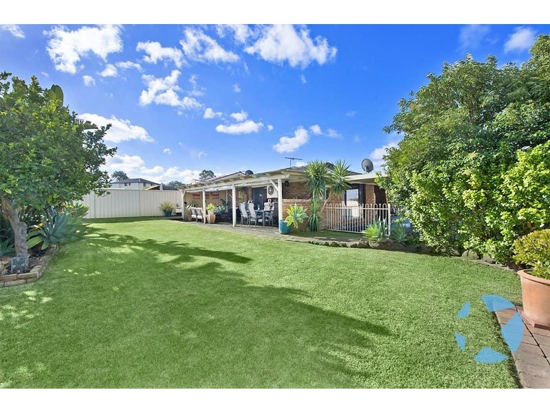 6 Tarbert Place, St Andrews NSW 2566