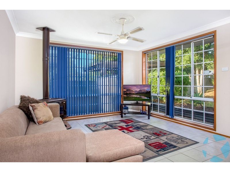 2/60 Fenton Crescent, Minto NSW 2566