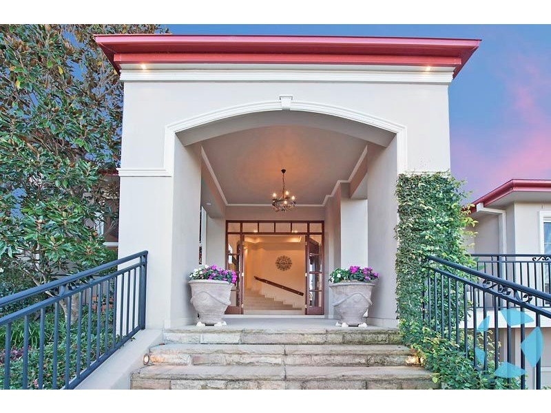 8 Cleveland Close, Rouse Hill NSW 2155