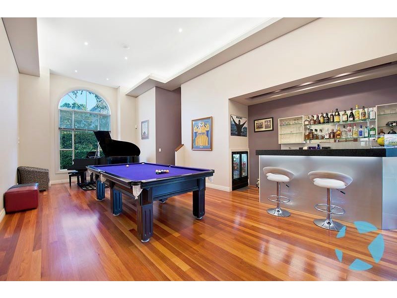 8 Cleveland Close, Rouse Hill NSW 2155