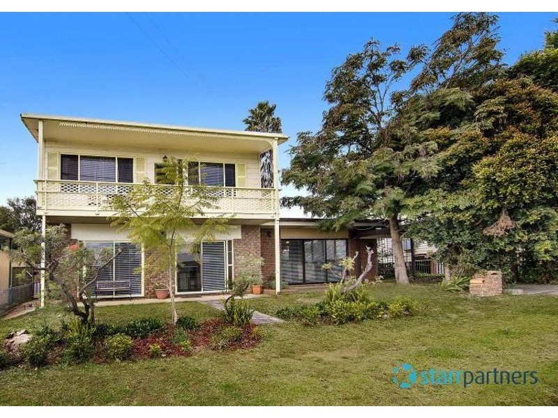 18 Ninth St, Warragamba NSW 2752