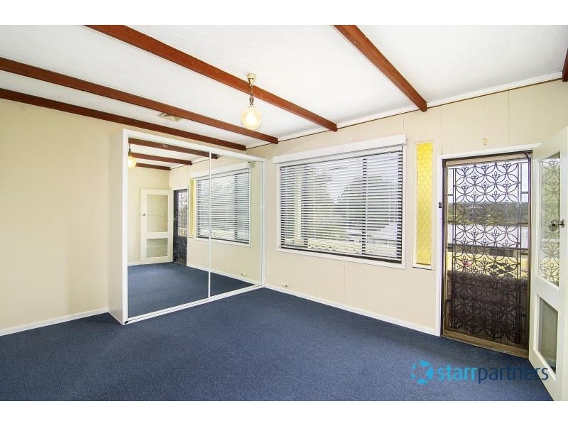 18 Ninth St, Warragamba NSW 2752