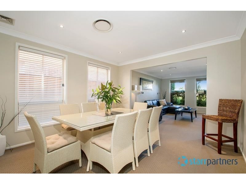 16 Roxburgh Crescent, Stanhope Gardens NSW 2768