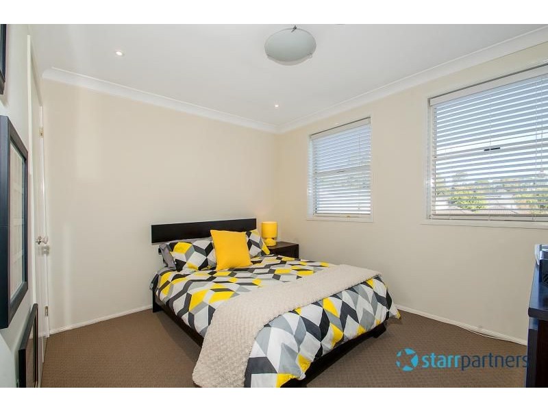 16 Roxburgh Crescent, Stanhope Gardens NSW 2768