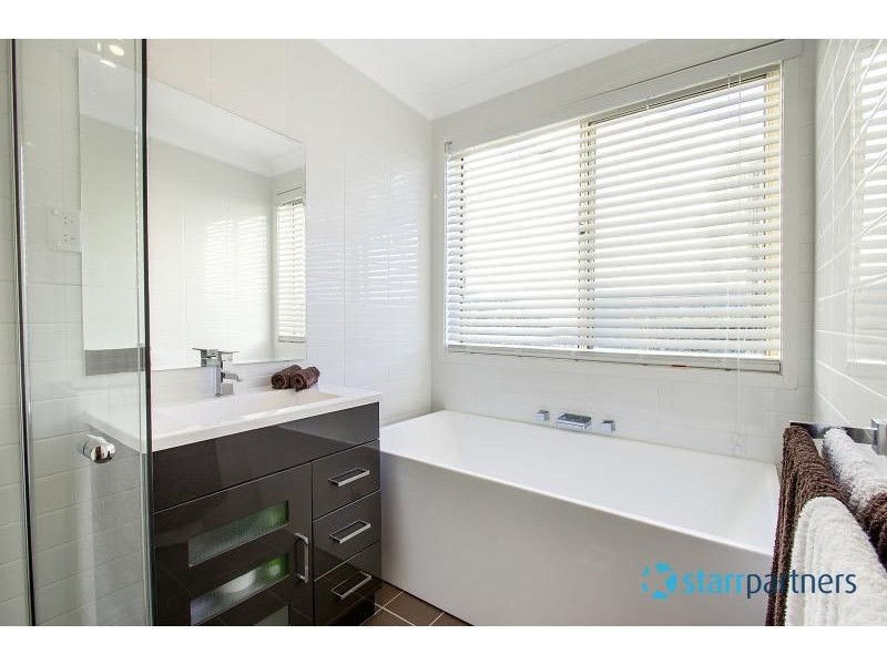 24 Batten Cir, South Windsor NSW 2756
