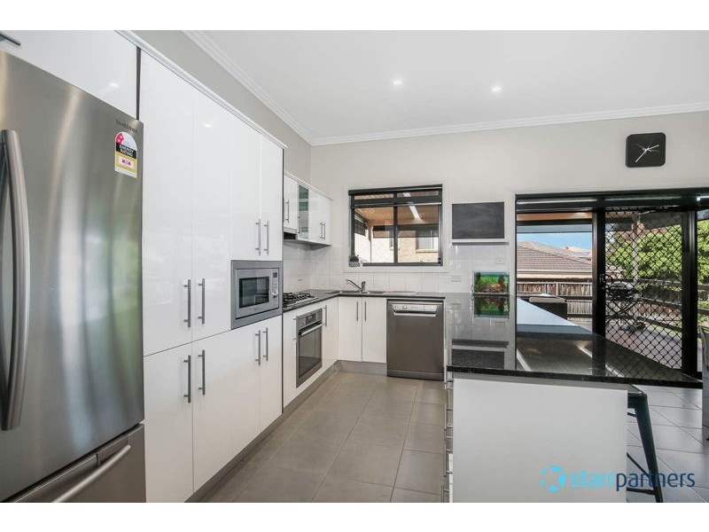 6 Skipton Way, Stanhope Gardens NSW 2768