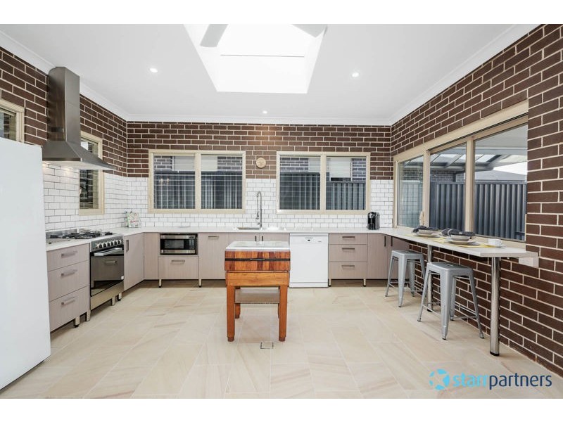 9 Regent Honeyeater Grove, Kellyville NSW 2155