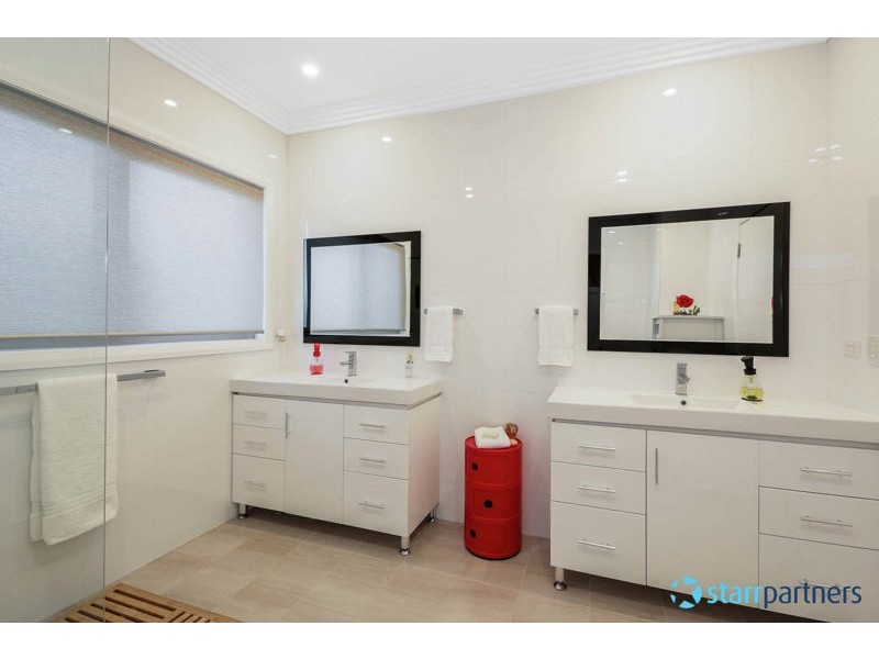 9 Regent Honeyeater Grove, Kellyville NSW 2155