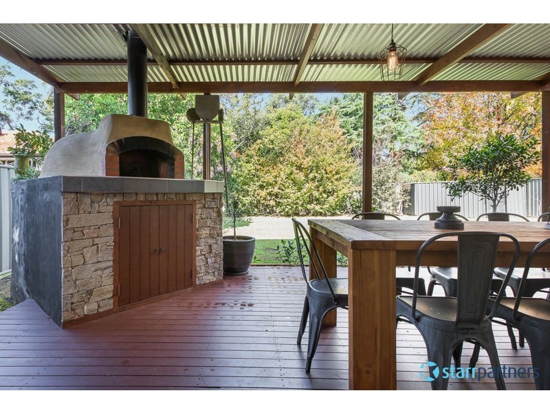 4 St Johns Road, Blaxland NSW 2774