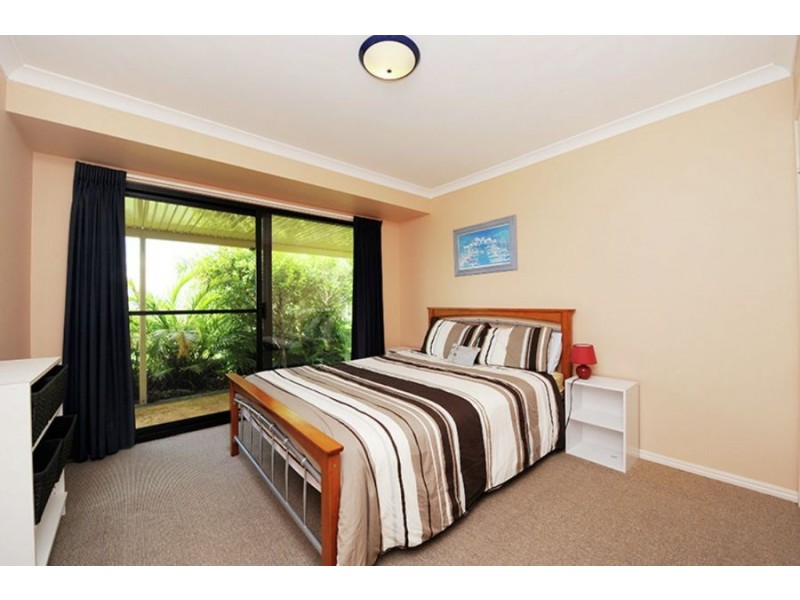 Dulong QLD 4560
