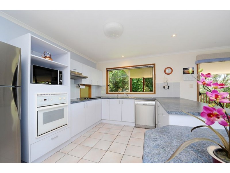12 Crystal Street, Mapleton QLD 4560