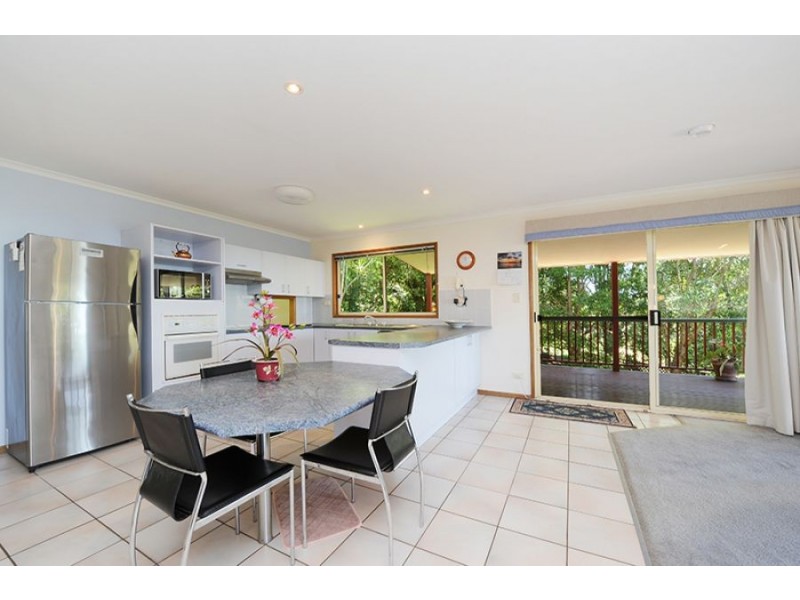 12 Crystal Street, Mapleton QLD 4560