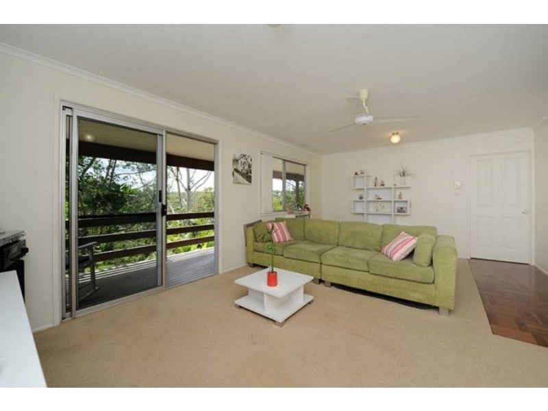 Rosemount QLD 4560