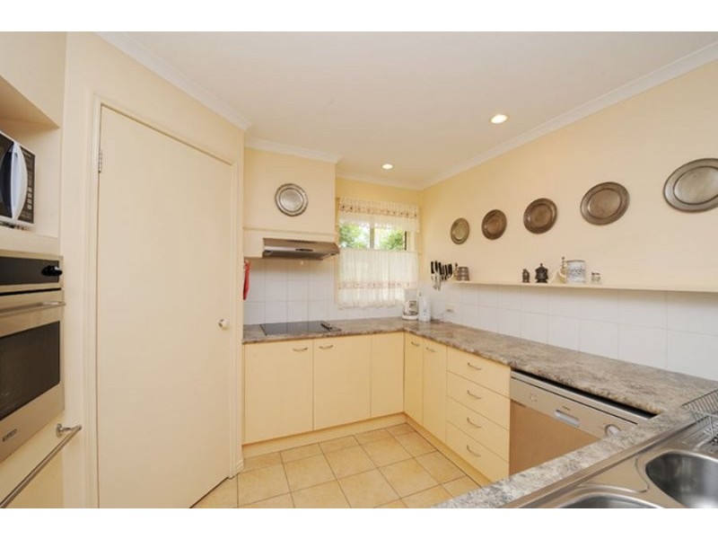 3 McKinnon Dr, Burnside QLD 4560