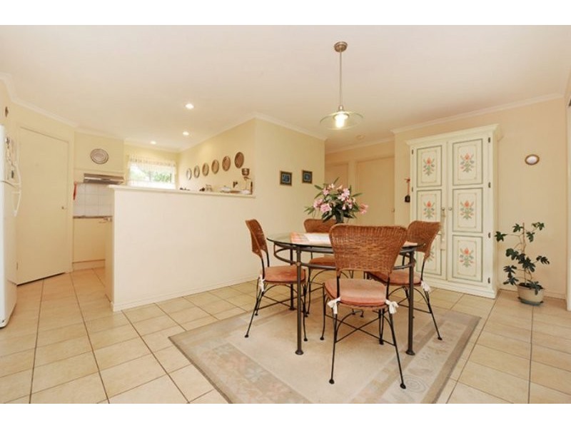 3 McKinnon Dr, Burnside QLD 4560