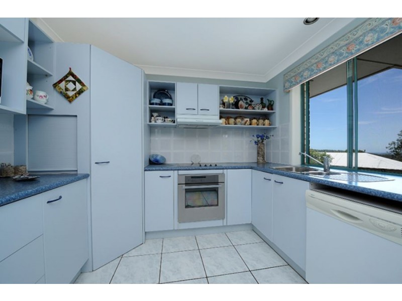 24 Crystal Street, Mapleton QLD 4560