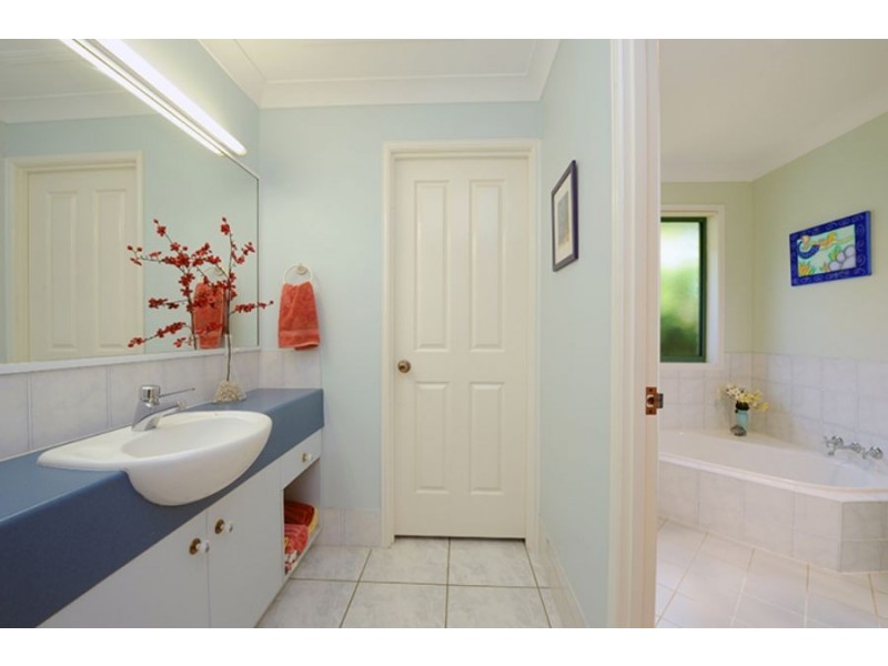 24 Crystal Street, Mapleton QLD 4560