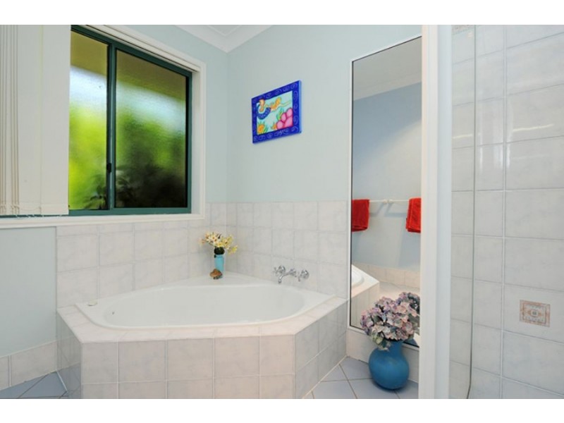 24 Crystal Street, Mapleton QLD 4560