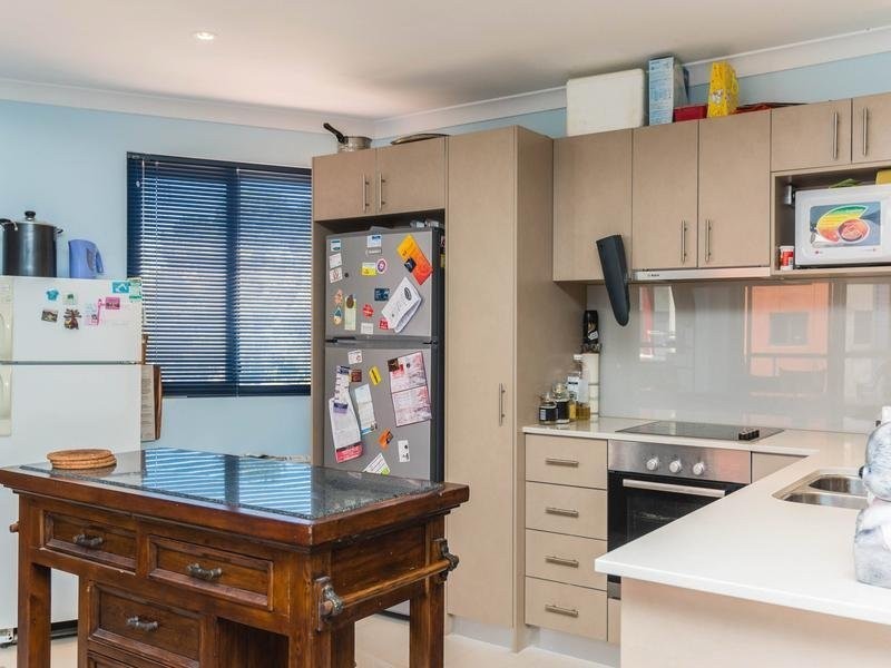 21/1 Walsh Loop, Joondalup WA 6027