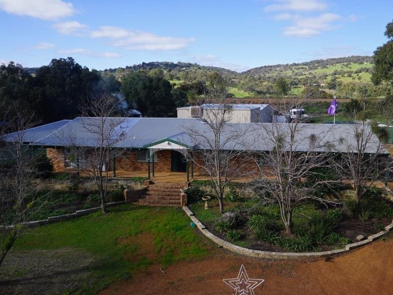 322 Cathedral Avenue, Brigadoon WA 6069