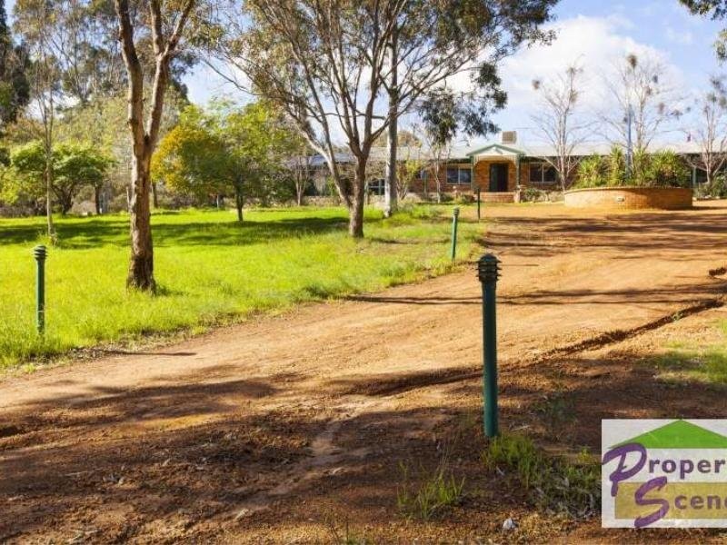 322 Cathedral Avenue, Brigadoon WA 6069