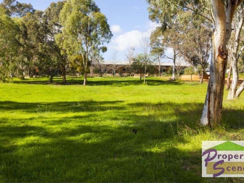 322 Cathedral Avenue, Brigadoon WA 6069