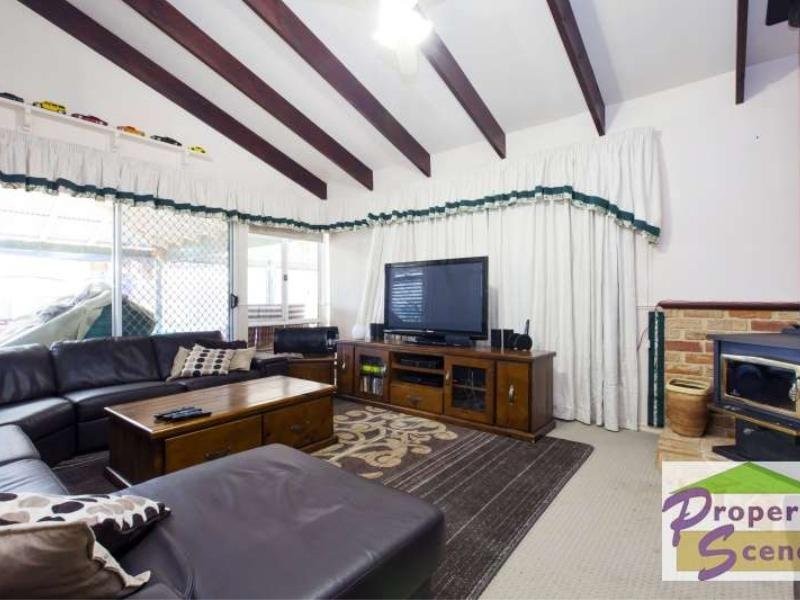 322 Cathedral Avenue, Brigadoon WA 6069