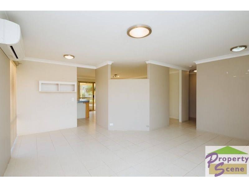 61 Greenfields Circle, Hocking WA 6065