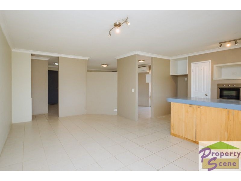 61 Greenfields Circle, Hocking WA 6065