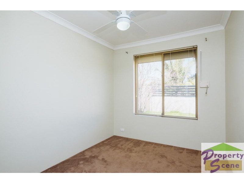 61 Greenfields Circle, Hocking WA 6065
