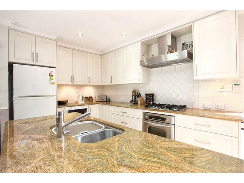 6 Wallawa St, Wanneroo WA 6065