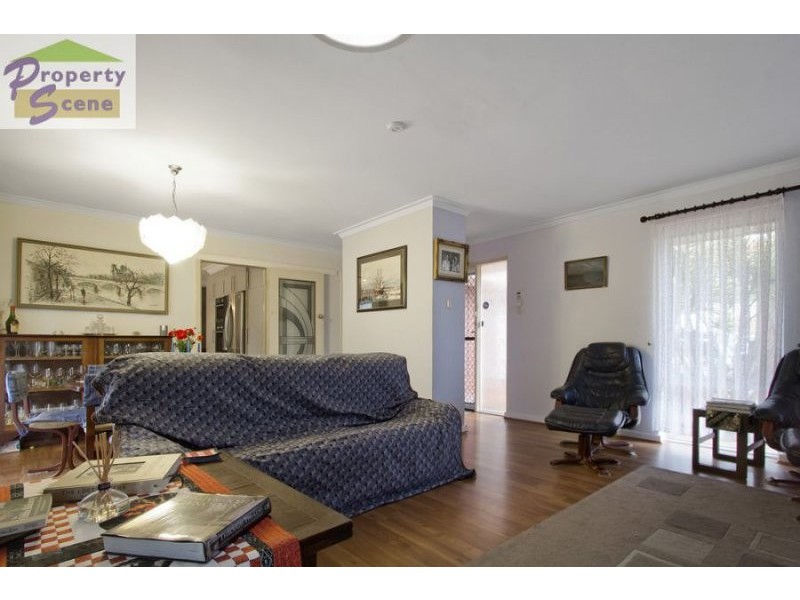8 Clevedon Way, Karrinyup WA 6018
