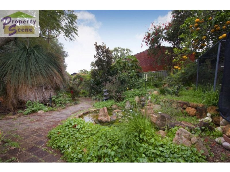 8 Clevedon Way, Karrinyup WA 6018
