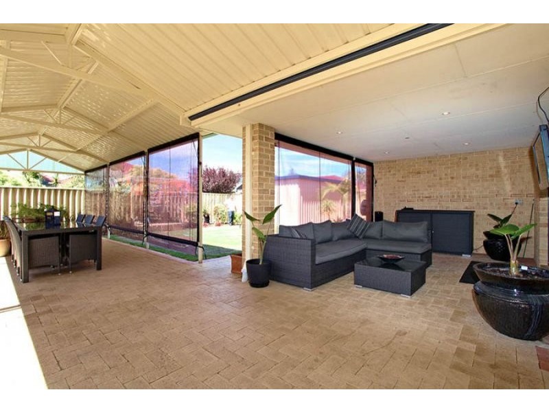 8 Sisley Approach, Tapping WA 6065