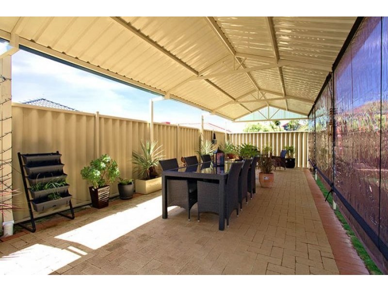 8 Sisley Approach, Tapping WA 6065