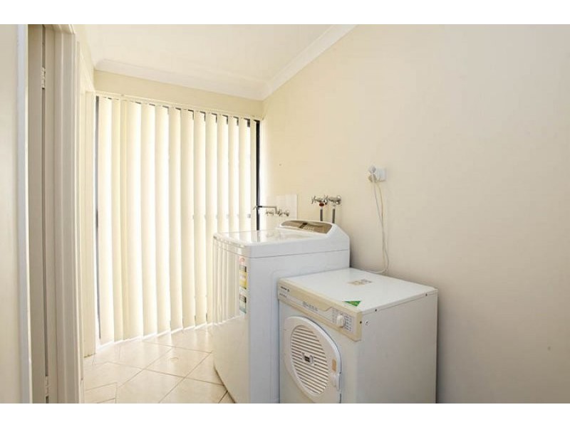 8 Sisley Approach, Tapping WA 6065