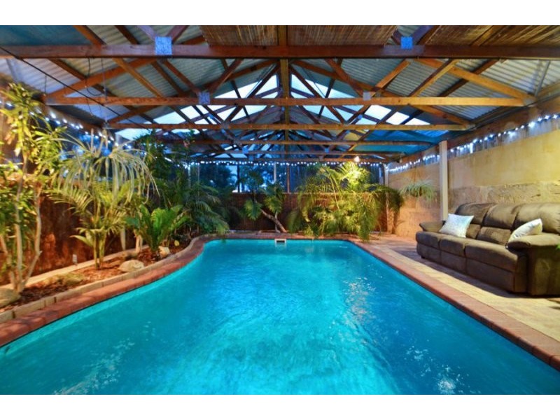 21 Yallambee Crescent, Wanneroo WA 6065