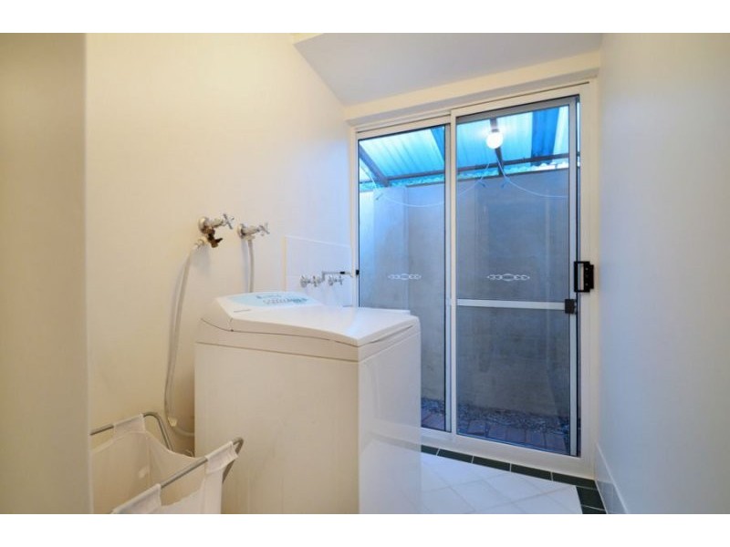 21 Yallambee Crescent, Wanneroo WA 6065