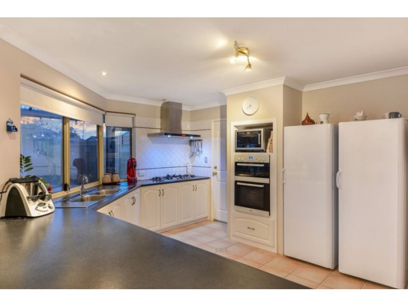 14 San Pedro Turn, Iluka WA 6028