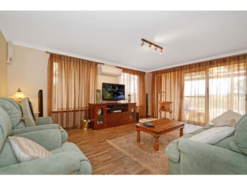 29 Canterbury Circle, Currambine WA 6028